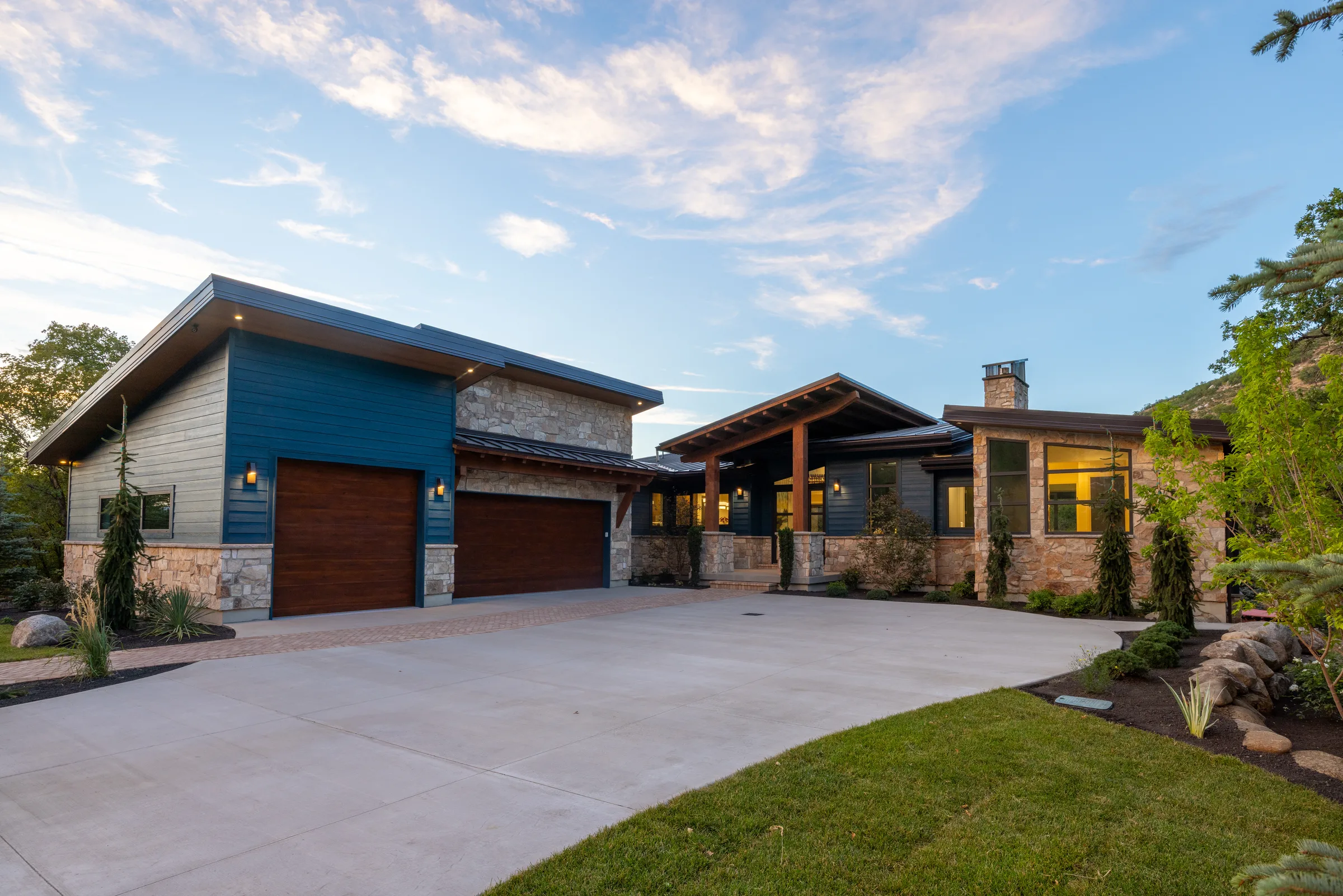 River View — exterior photograph 8