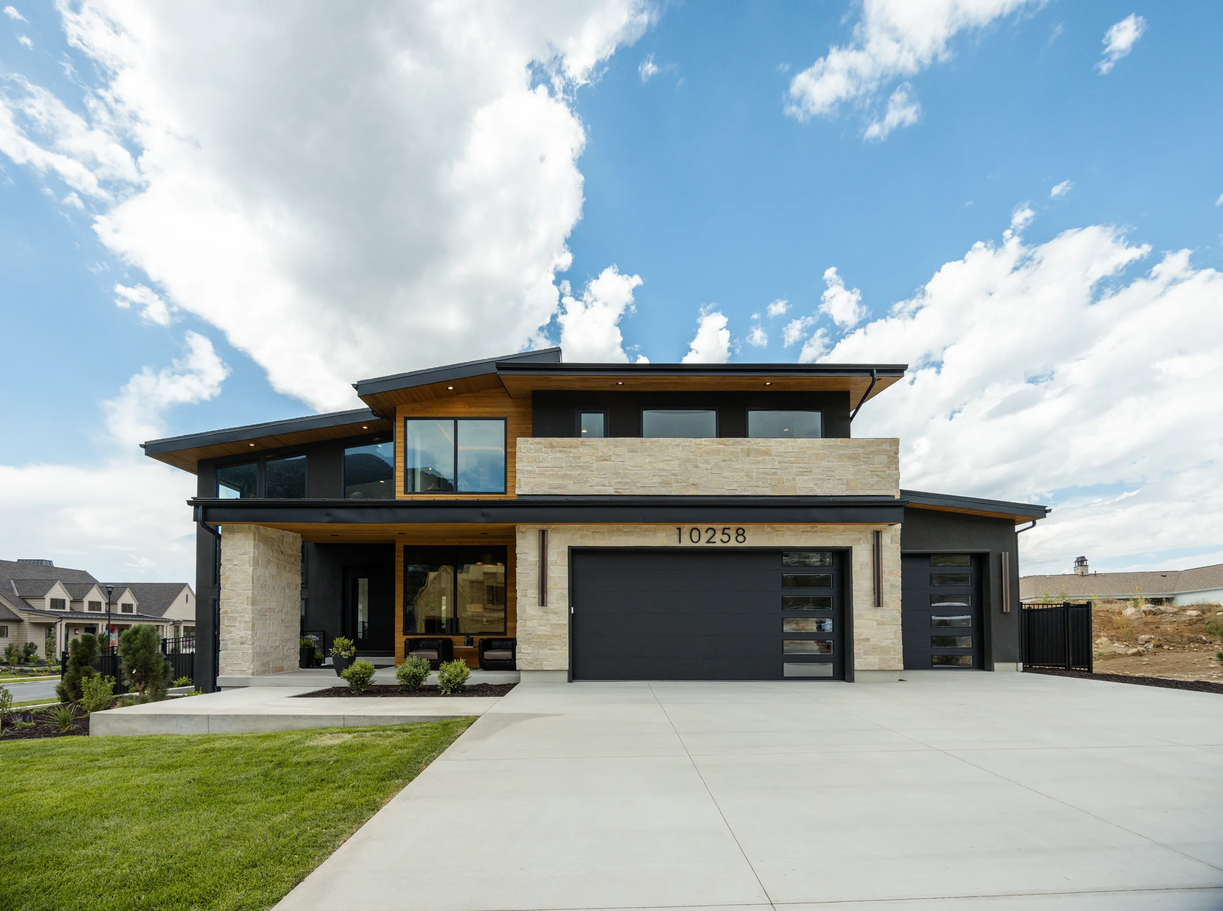 The Prospect — exterior & entry photograph 3