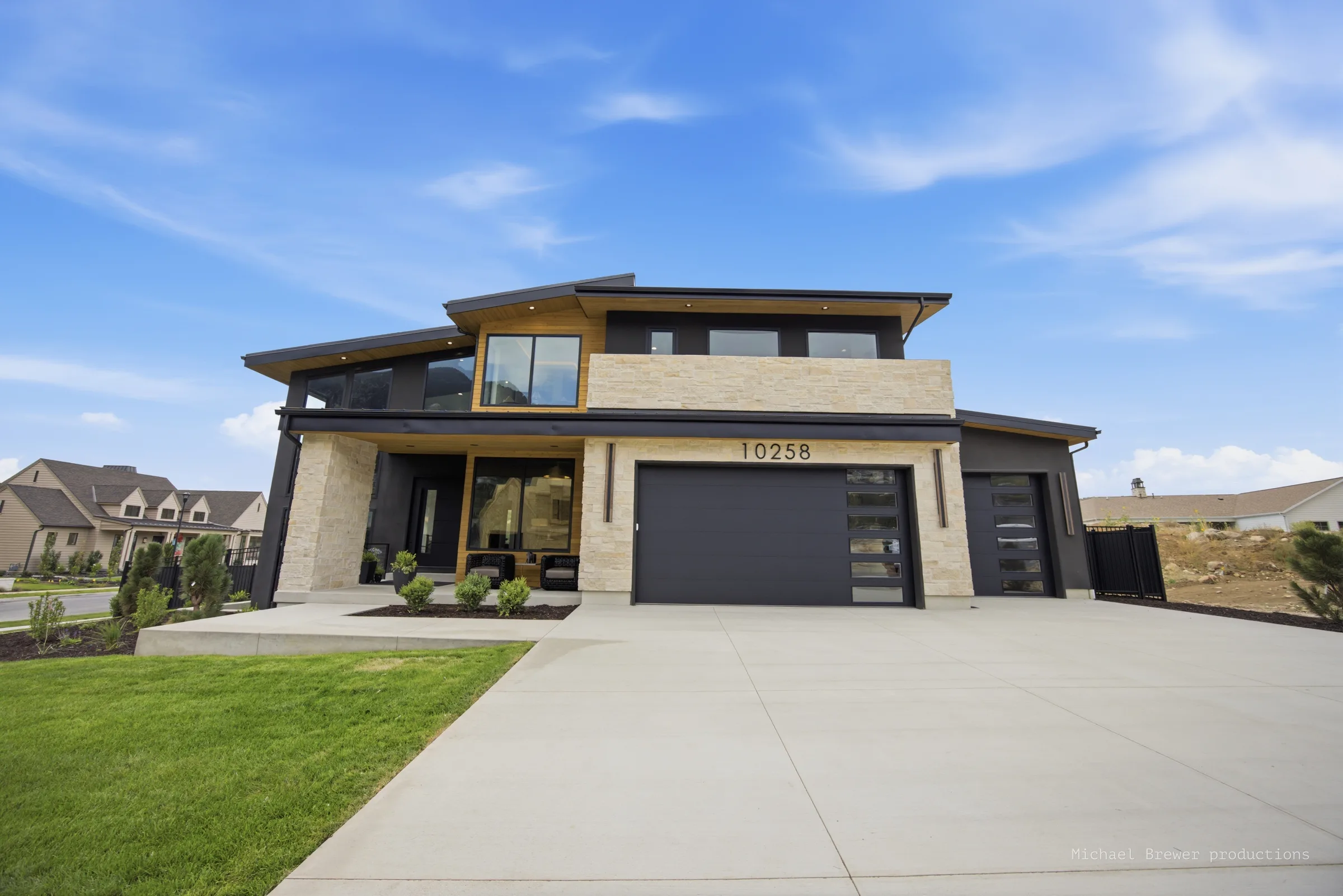 The Prospect — exterior & entry photograph 4