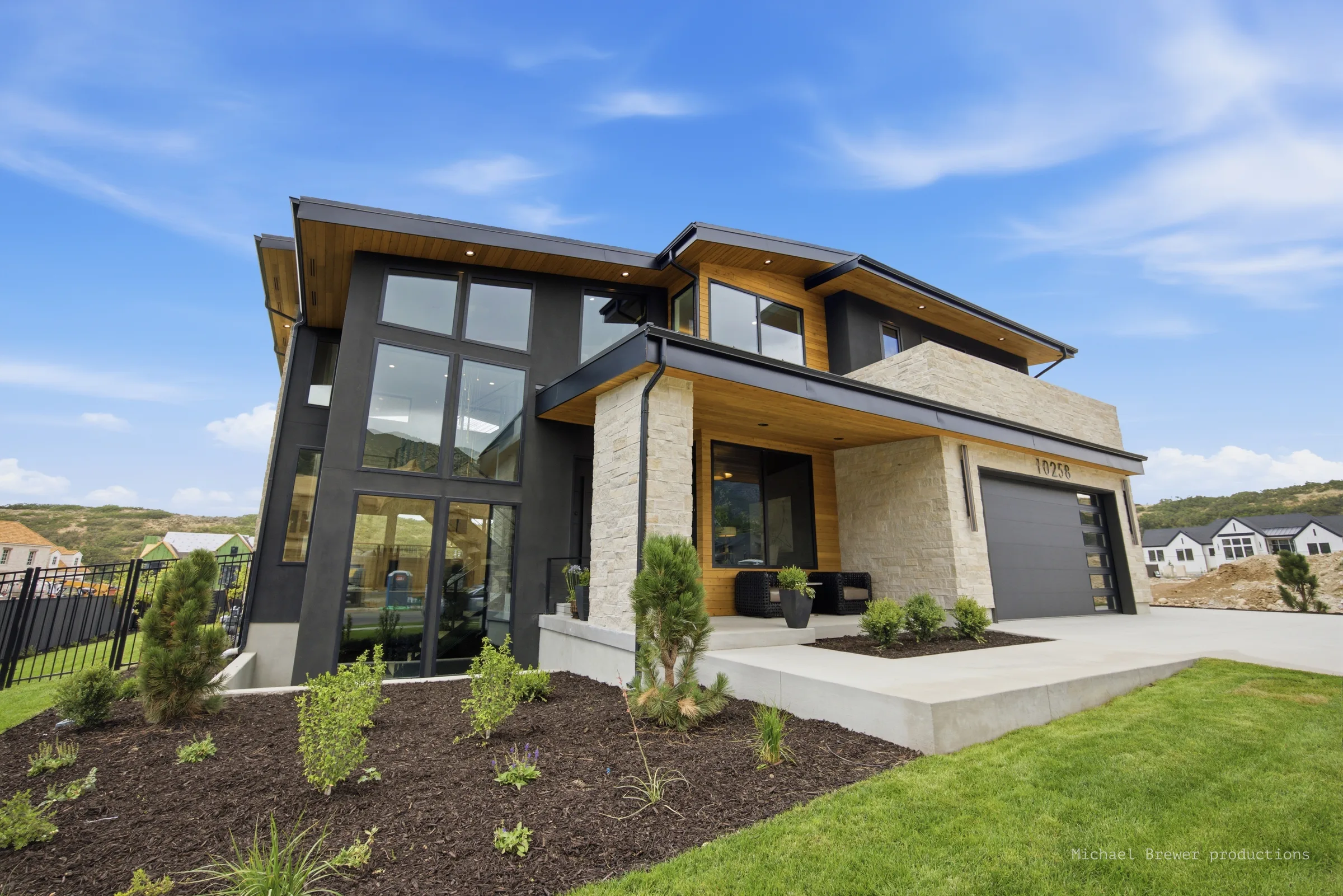 The Prospect — exterior & entry photograph 2
